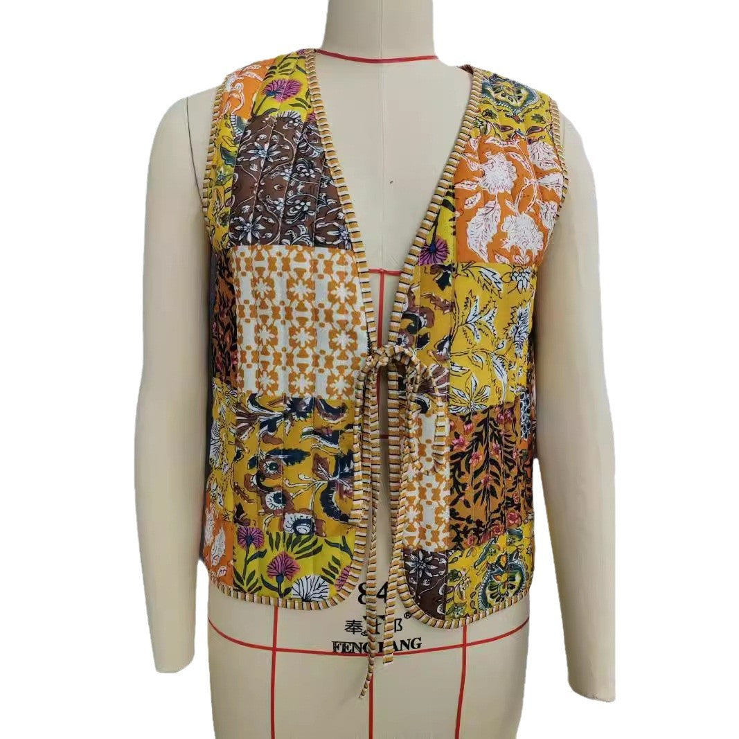 Damen Patchwork‑Weste mit Bindeband, gestreifter Innenverarbeitung und Kontrastpaspel Shop Nory