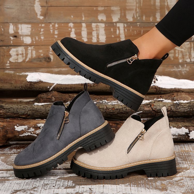 Damen Chelsea-Stiefelette mit profilierter Gummisohle und seitlichem Reißverschluss Shop Nory