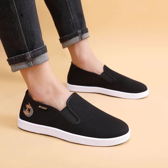 Herren Baumwoll-Slip-On mit gesticktem Motiv und rutschfester Gummisohle Shop Nory