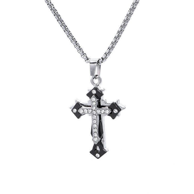 Damen Halskette mit verziertem Kreuzanhänger und funkelnden Zirkonia Shop Nory