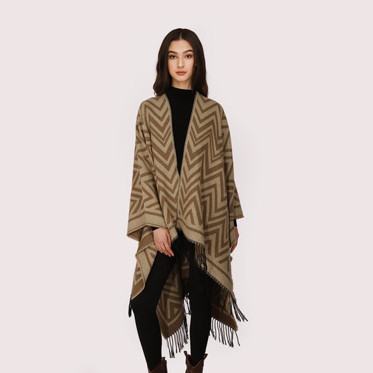 Damen Rechteckiger Zickzack‑Wollmix‑Überwurf mit Fransensaum und offenem Fall Shop Nory
