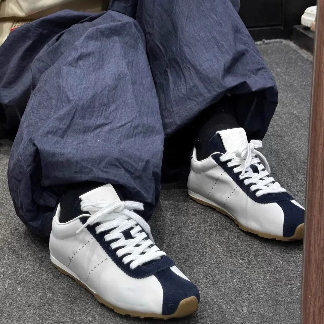 Damen Sneakers im eleganten Retro-Design mit atmungsaktiver Oberflächenstruktur