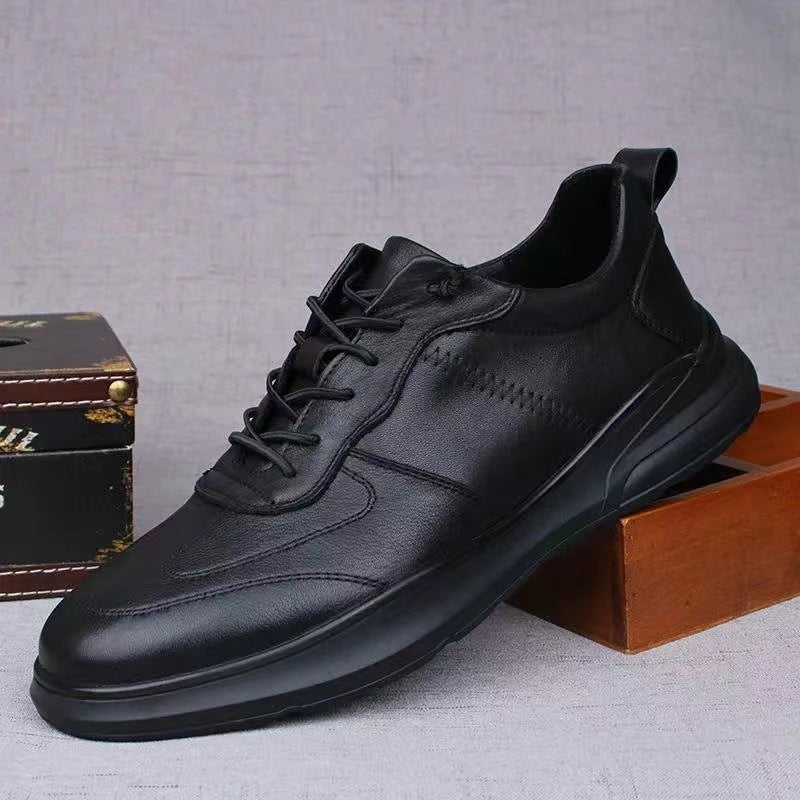 Damen Sportliche Leder Sneakers mit dämpfender Laufsohle und rutschfestem Profil