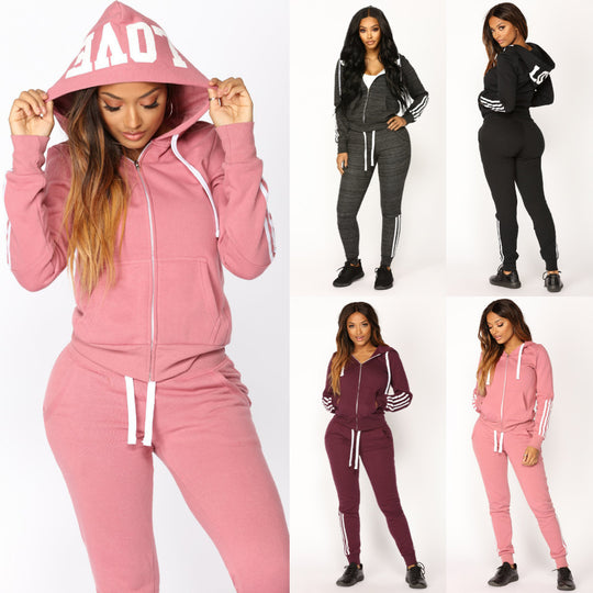 Damen sportliches Zip-Hoodie und Slim-Jogger-Set aus French-Terry mit kontrastierenden Streifen Shop Nory