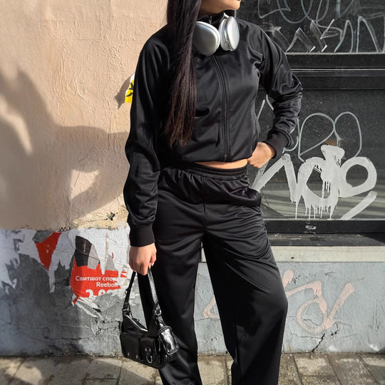 Damen Cropped-Trainingsjacke und hochtaillierte Jogginghose Set aus funktionalem Polyester Shop Nory