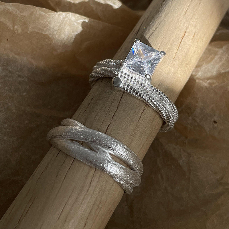 Damenring mit elegantem, mehrschichtigem Design Shop Nory