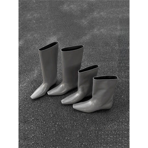 Damen kniehohe Slouch‑Lederstiefel mit quadratischer Zehenform und flachem Absatz Shop Nory