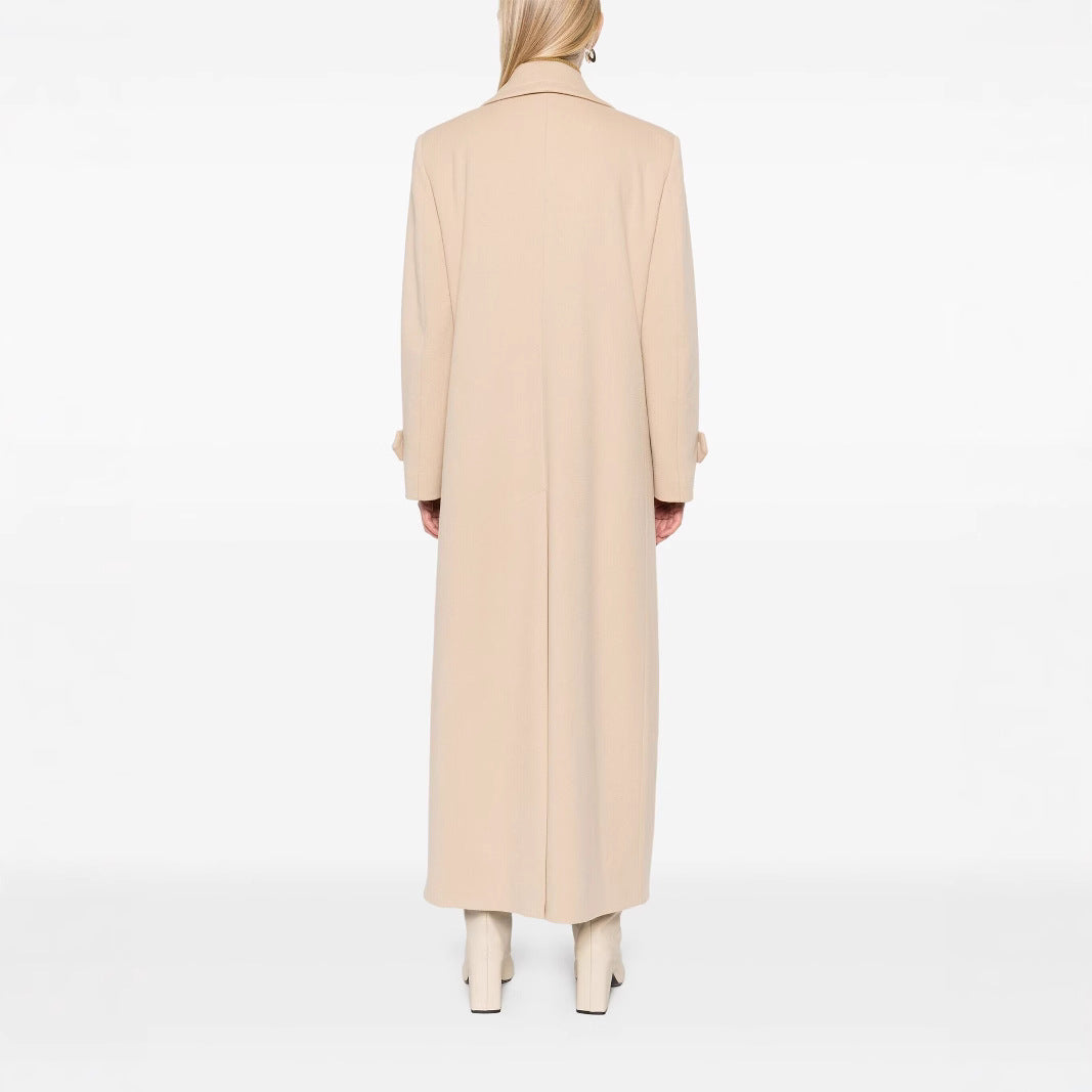 Damen Maxi-Mantel mit doppelreihiger Knopfleiste, weitem Revers und Pattentaschen Shop Nory