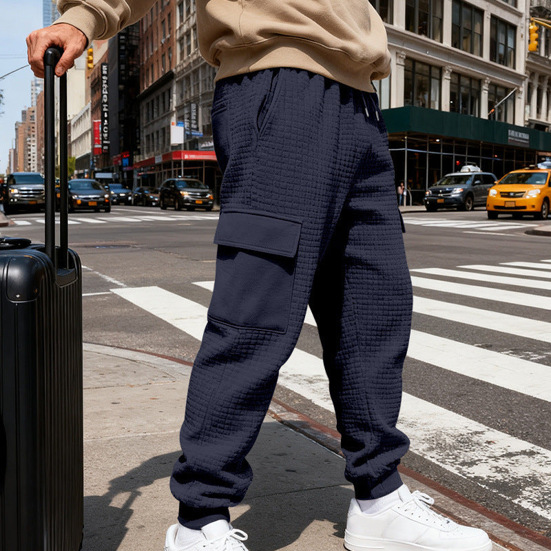Herren Cargo-Jogginghose mit markanter Waffelstruktur, elastischem Bund und großen Klappentaschen Shop Nory