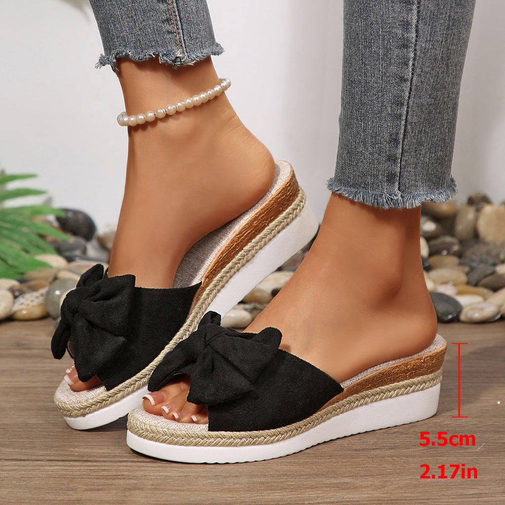 Damen Komfortable Wedge-Pantoletten mit modernen Schleifen und Jute-Detail