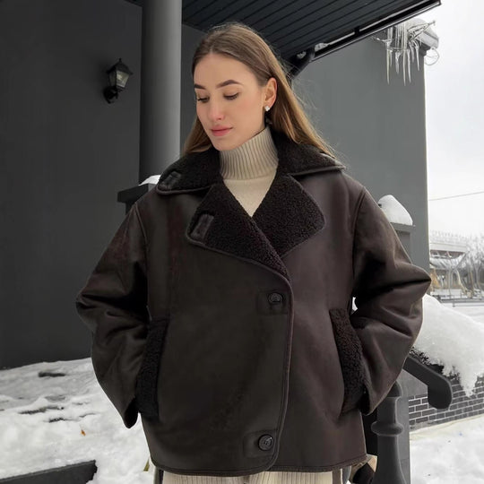 Damen Kastenförmige Kurzjacke aus Velourslederimitat mit Teddykragen und verdeckter Knopfleiste Shop Nory