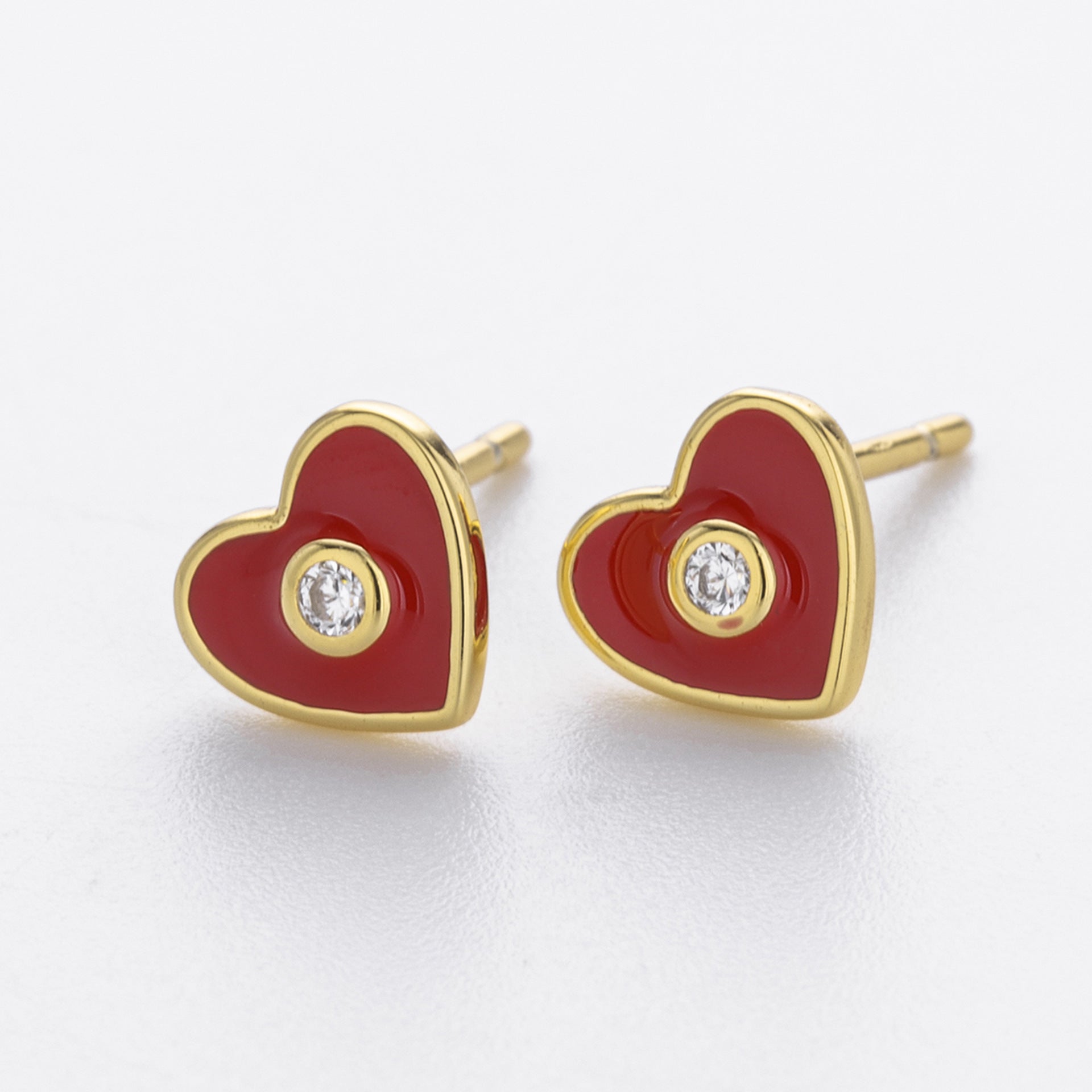Damen Ohrringe mit herzförmigem Design und funkelndem Zirkon Shop Nory