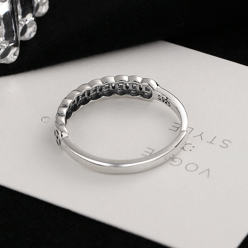 Damen Ring mit filigranem, durchbrochenem Design und hochwertiger Oberfläche Shop Nory