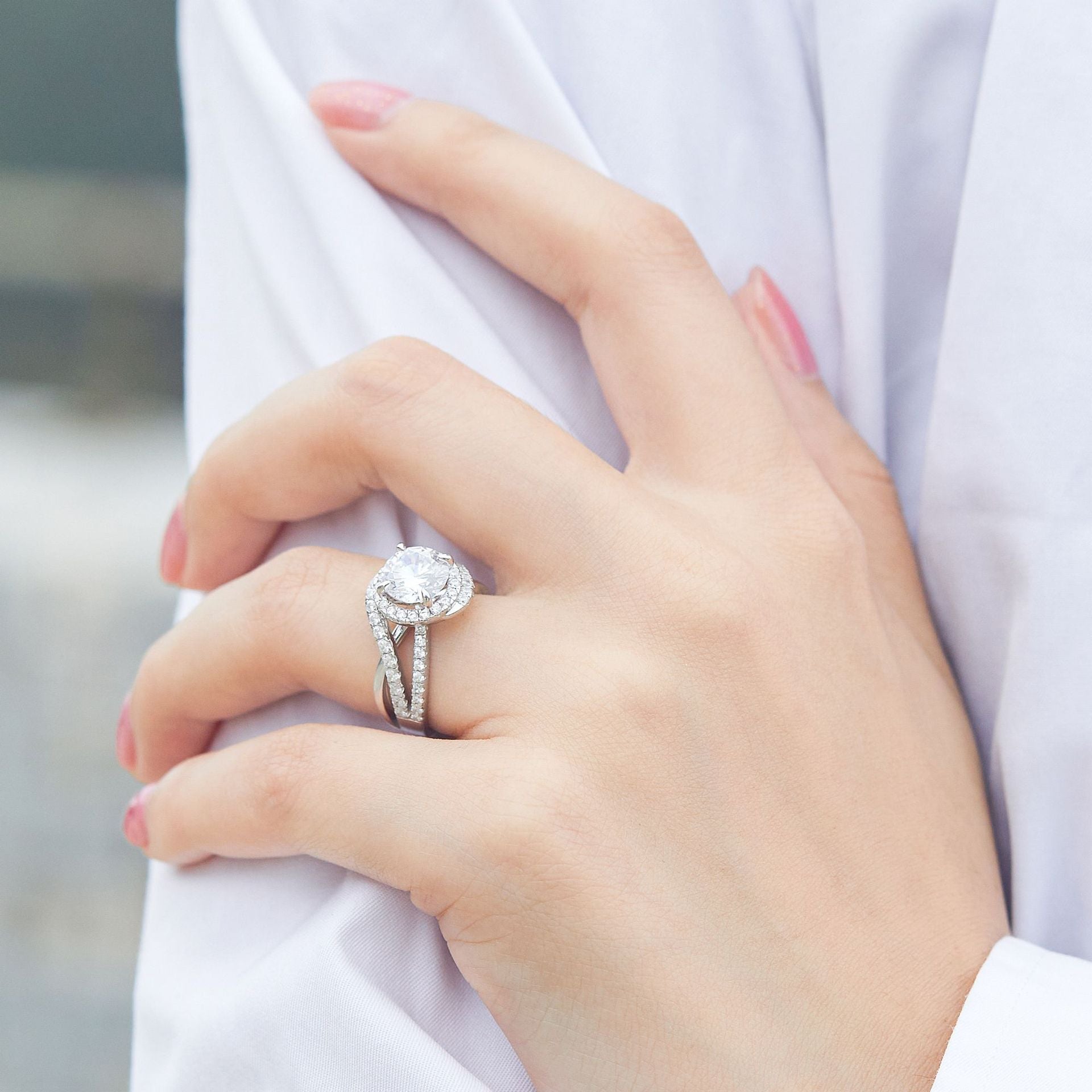 Damen Diamantring mit spiralförmigem Design Shop Nory