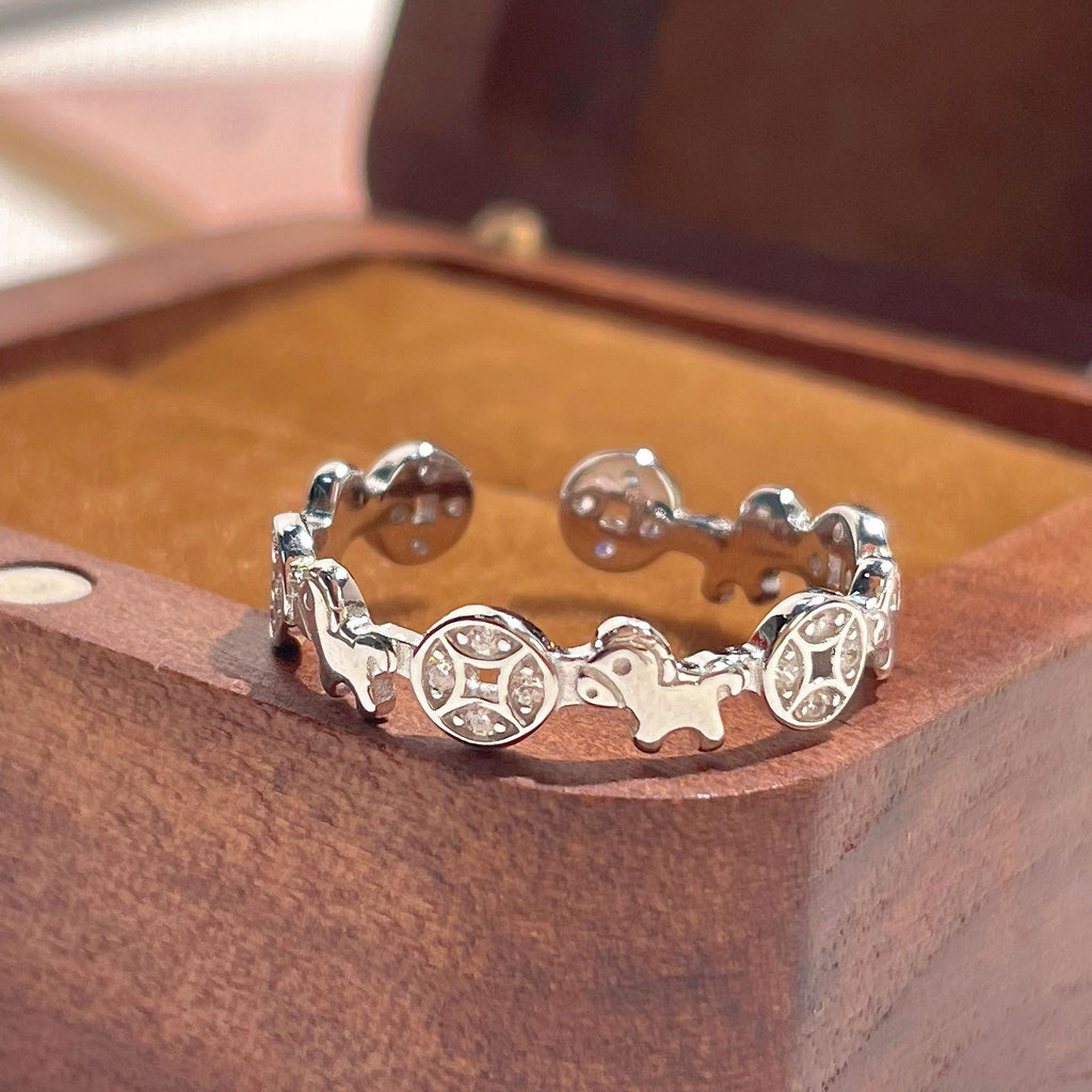 Damen Ring im einzigartigen Design mit funkelnden Zirkonia Shop Nory