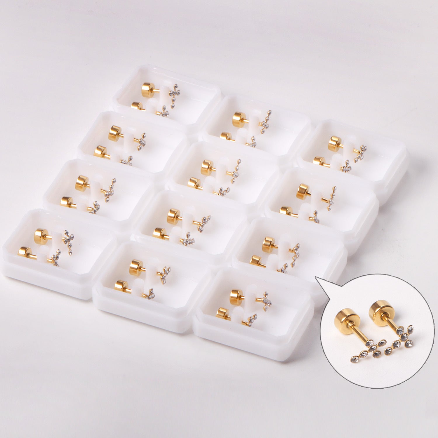 Damen Ohrstecker mit funkelndem Kristall-Design Shop Nory