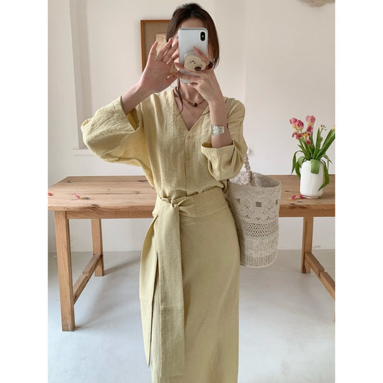 Damen Midikleid aus Leinenoptik mit tiefem V-Ausschnitt tailliertem Bindegürtel und dreiviertelärmeln Shop Nory