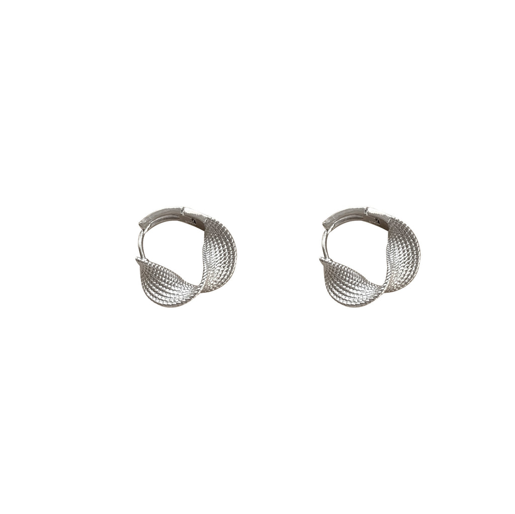Damen Creolen mit modernem, geschwungenem Design Shop Nory