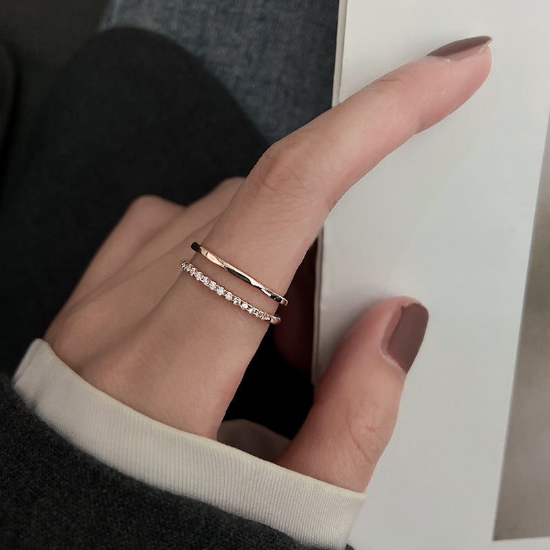 Damen designierter Ring mit funkelnden Zirkonia und elegantem Doppelband Shop Nory