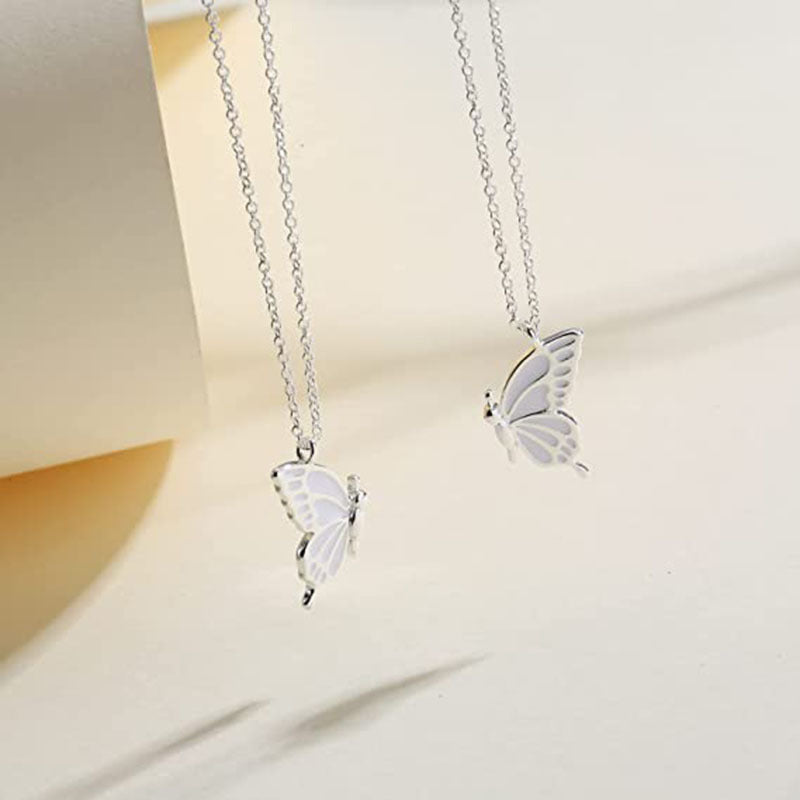 Damen Halskette mit filigranen Schmetterlings-Anhängern Shop Nory