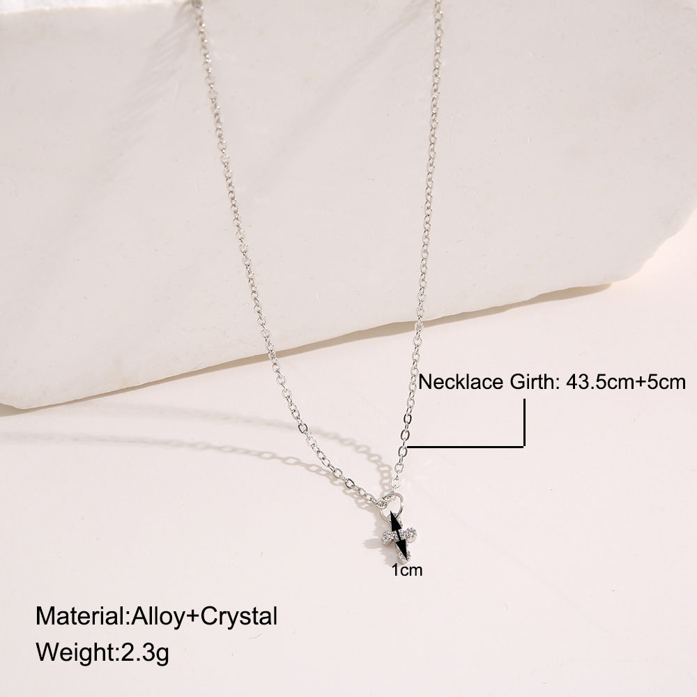 Damen Halskette mit stilvollem Kreuzanhänger Shop Nory