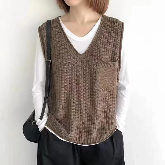 Damen Strickweste mit V-Ausschnitt und praktischer Brusttasche