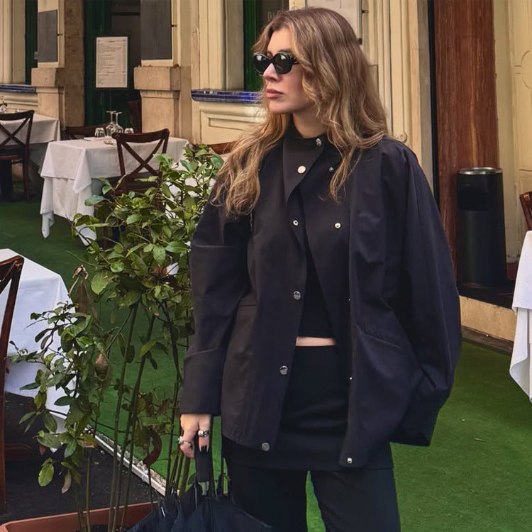 Damen Oversize-Hemdjacke mit Stehkragen, kastiger Silhouette und Druckknopf-Leiste Shop Nory