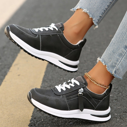 Damen Plateausneaker mit Reißverschluss‑Detail und gepolstertem Komfortfußbett Shop Nory