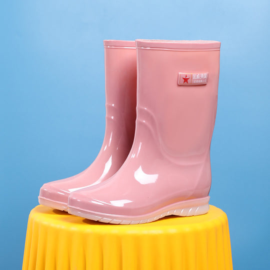 Damen Mittelhohe wasserdichte Gummistiefelette mit glänzender PVC‑Optik und rutschfester Sohle Shop Nory