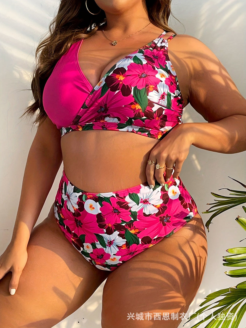 Damen nan Bikini-Set große Größen mit geformtem BH, V-Ausschnitt und hochgeschnittenem Taillenslip