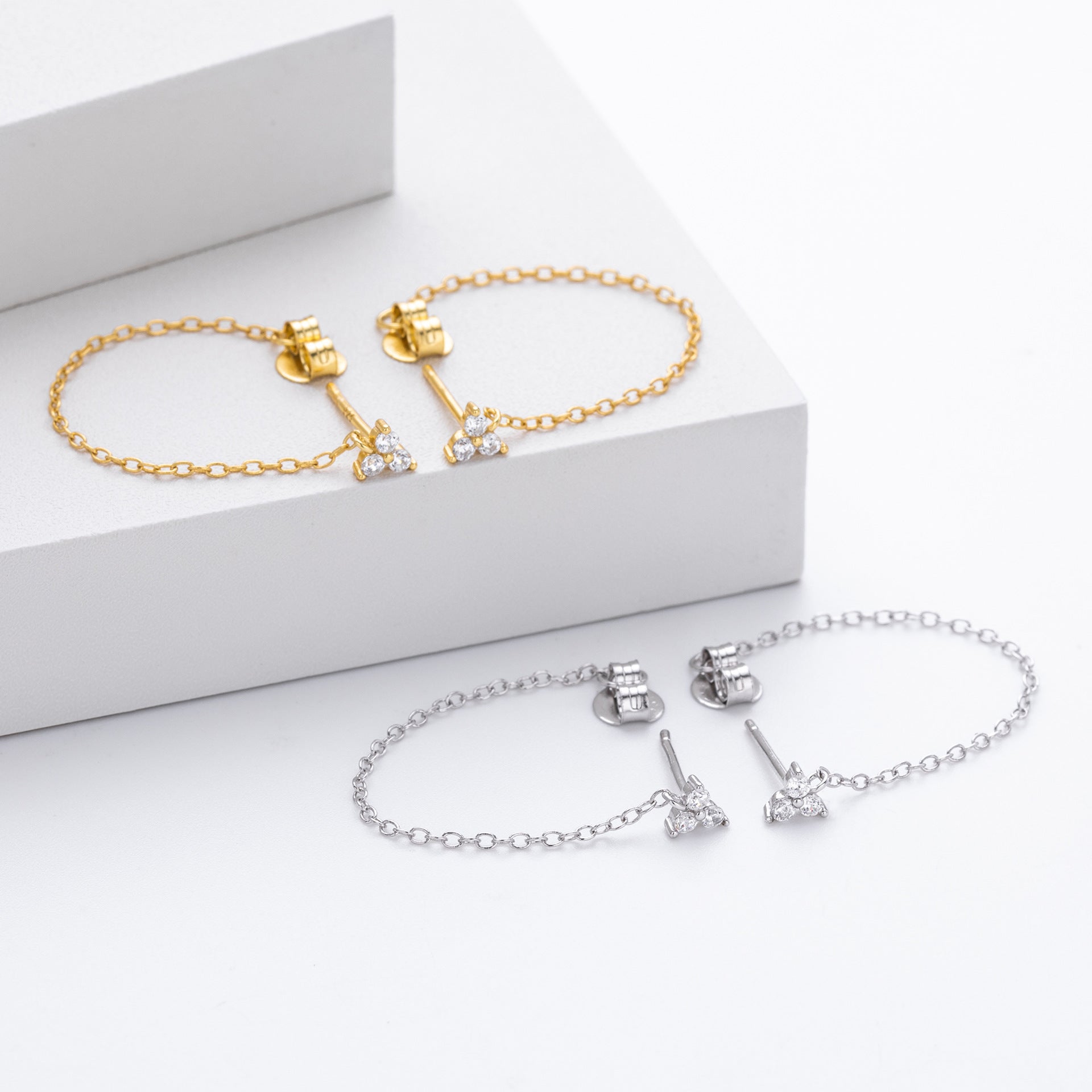 Damen Ohrhänger mit funkelndem Zirkon und eleganter Kette Shop Nory