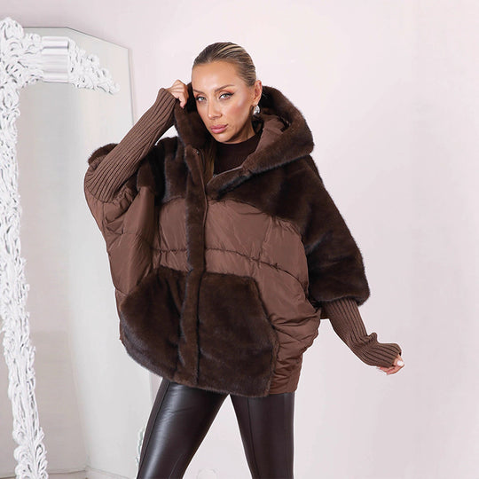 Damen Kurz geschnittene gesteppte Kapuzenjacke mit voluminösem Webpelzbesatz und Oversize‑Silhouette Shop Nory