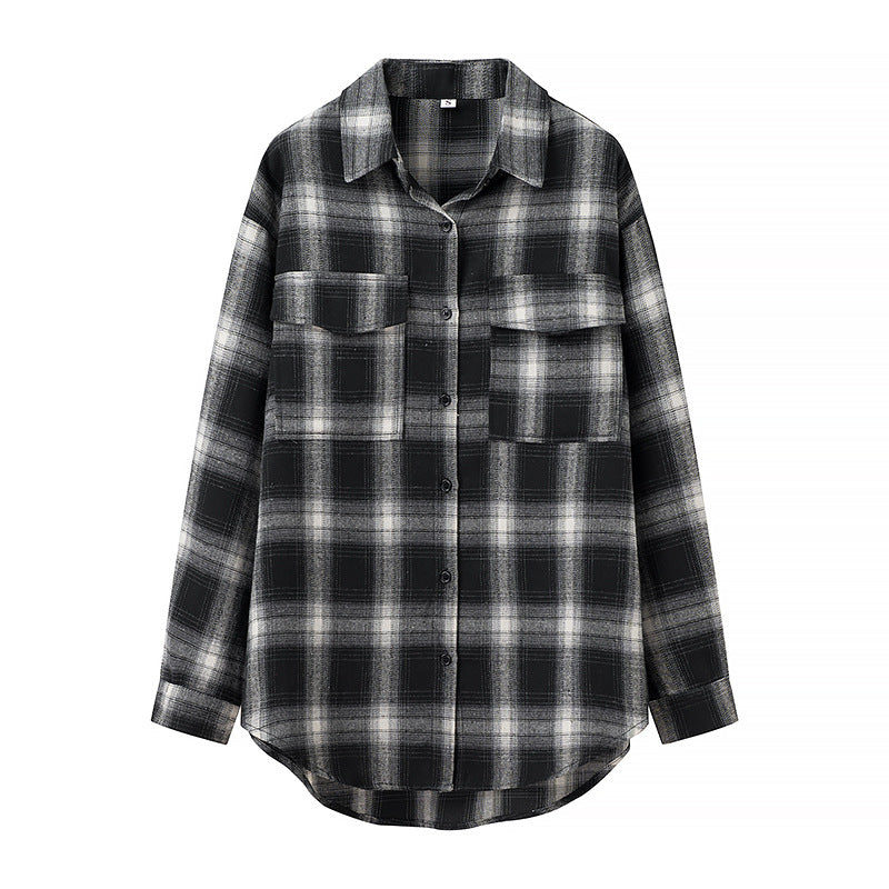 Damen Oversize‑Karo‑Hemdbluse mit aufgesetzten Brusttaschen und abgerundetem Saum Shop Nory