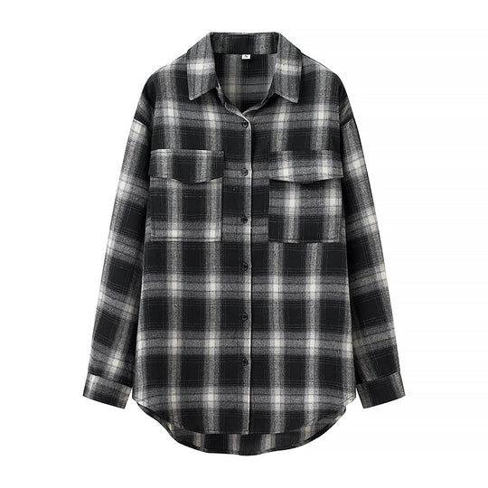 Damen Oversize‑Karo‑Hemdbluse mit aufgesetzten Brusttaschen und abgerundetem Saum Shop Nory
