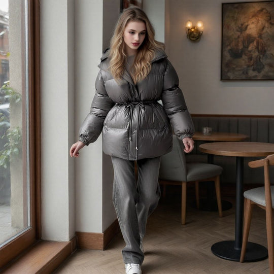 Damen Taillierte Steppjacke in Daunenoptik mit Tunnelzug und Kapuze Shop Nory