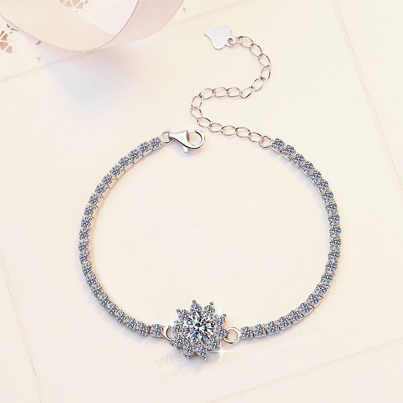 Damenarmband mit funkelndem Kristall-Detail Shop Nory