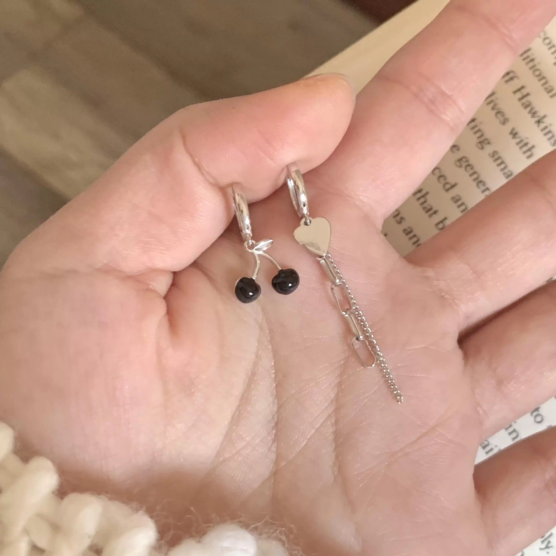 Damen Ohrhänger mit einzigartigem Kirsch- und Herzdesign Shop Nory