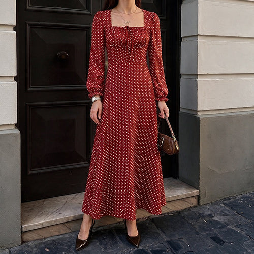 Damen Retro-Maxikleid mit quadratischem Ausschnitt, geraffter Brustpartie und langen Ärmeln Shop Nory