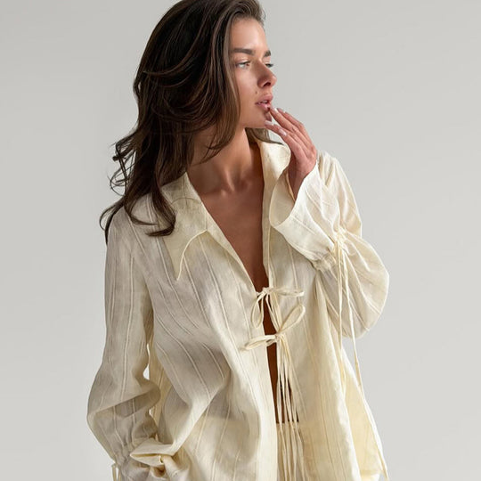 Damen Locker fallende Leinenoptik-Bluse mit dekorativen Bindebändern und transparenter Streifenstruktur Shop Nory
