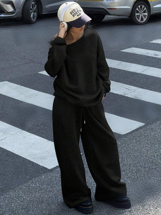 Damen Oversize Off-Shoulder Lounge-Set mit weitem Sweater und Palazzo-Jogger Shop Nory