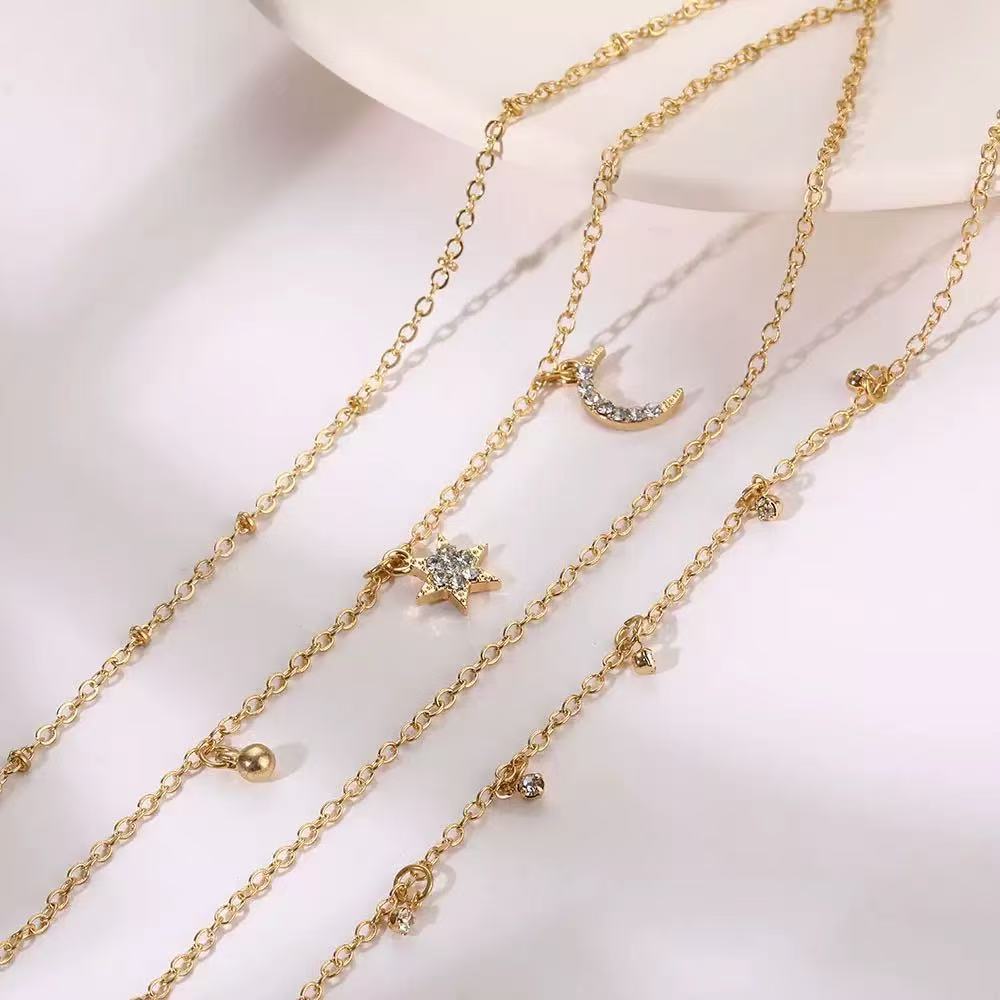 Damen Fußkettchen mit filigranem Design und charmanten Anhängern Shop Nory