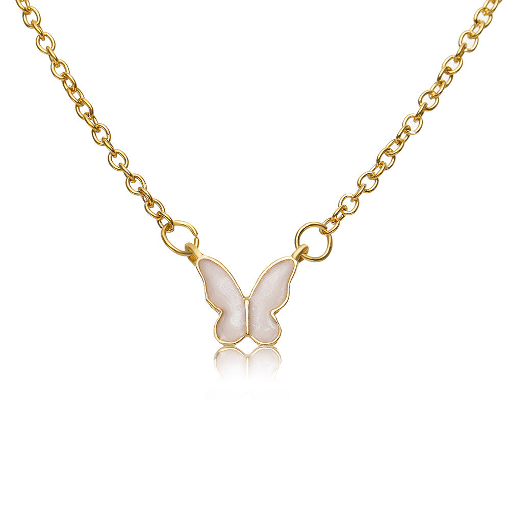 Damen Halskette mit filigranem Schmetterlingsanhänger aus luxuriösem Metall Shop Nory
