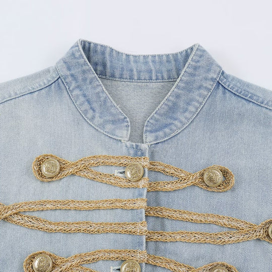 Damen Kurz geschnittene Jeansjacke im Military‑Stil mit dekorativen Kordelapplikationen Shop Nory
