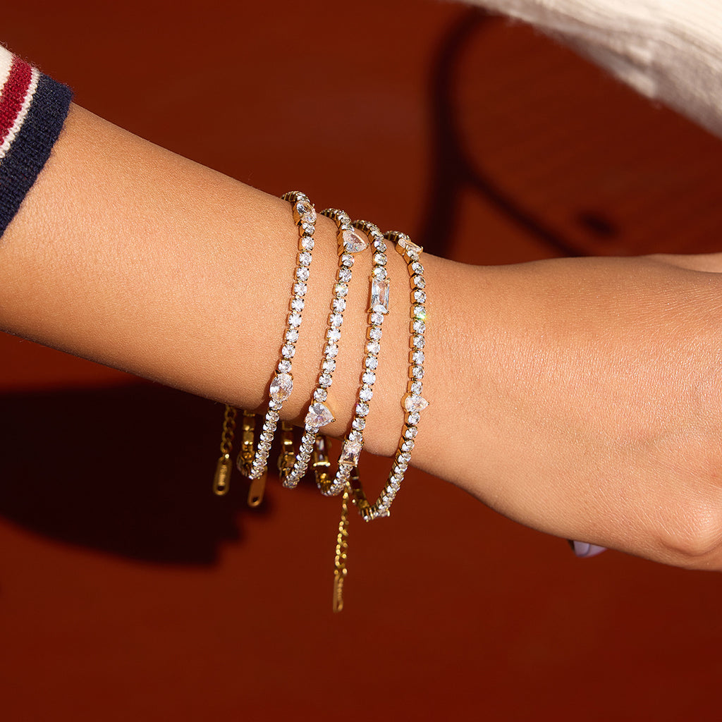 Damen Armband mit funkelnden Zirkonia-Steinen aus hypoallergenem Edelstahl Shop Nory