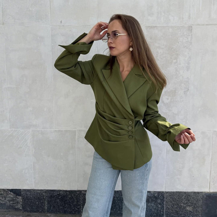 Damen Tailliertes Blazer-Set mit asymmetrischem Knopfverschluss und relaxter Bundfaltenhose Shop Nory