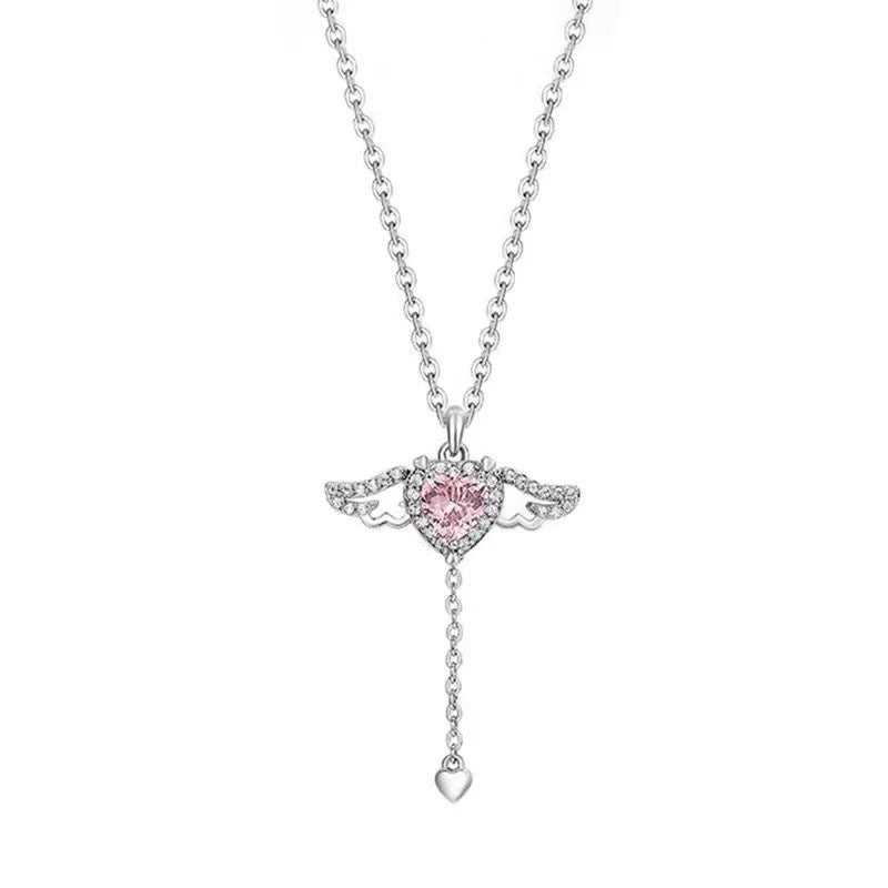 Damen Halskette mit elegantem Engel-Anhänger und funkelnden Zirkonia Shop Nory