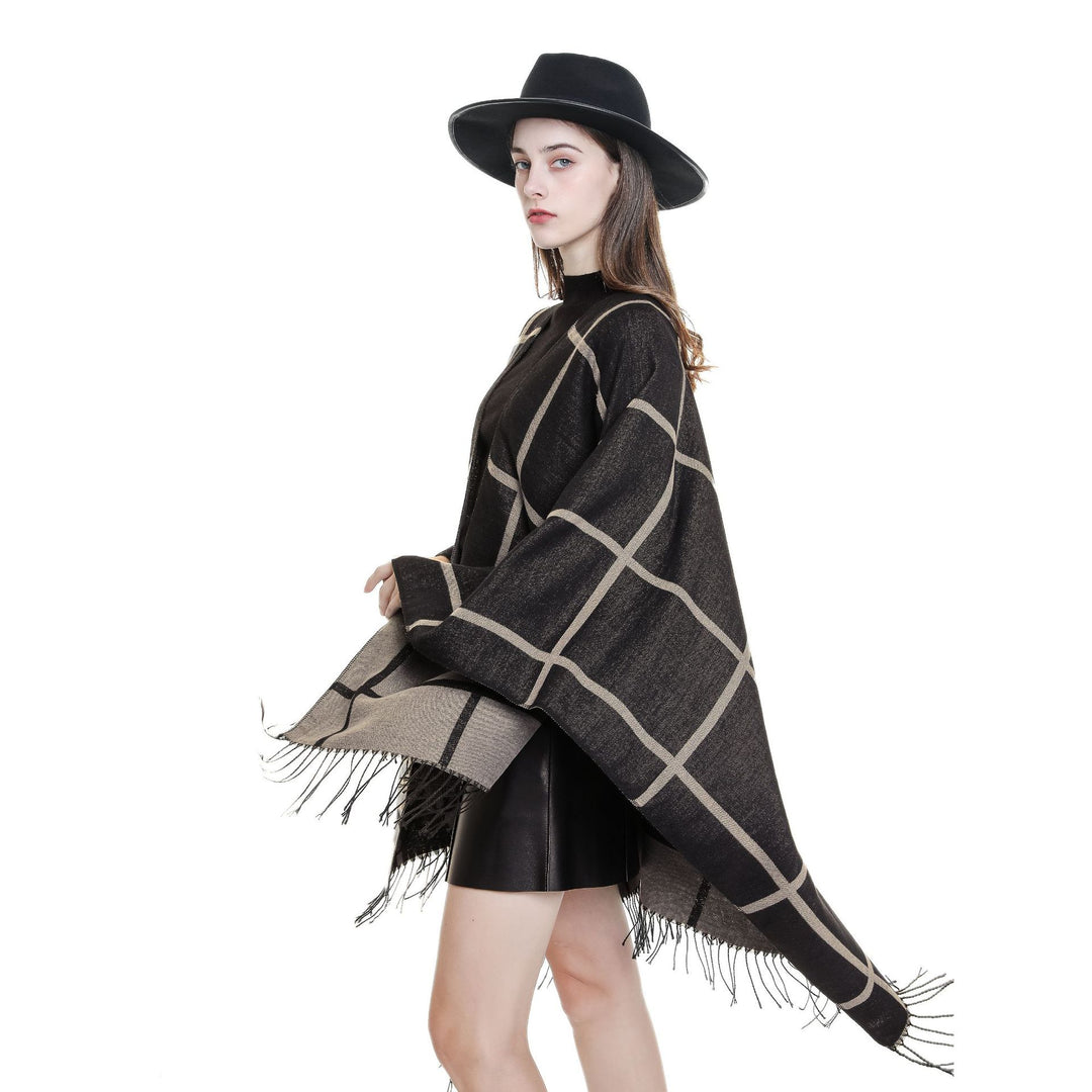 Damen Reversloser Wollmix-Umhang mit großem Karomuster und Fransensaum Shop Nory