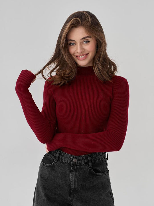 Damen Kurzgeschnittener Rippstrick‑Rollkragenpullover mit taillierter Passform Shop Nory