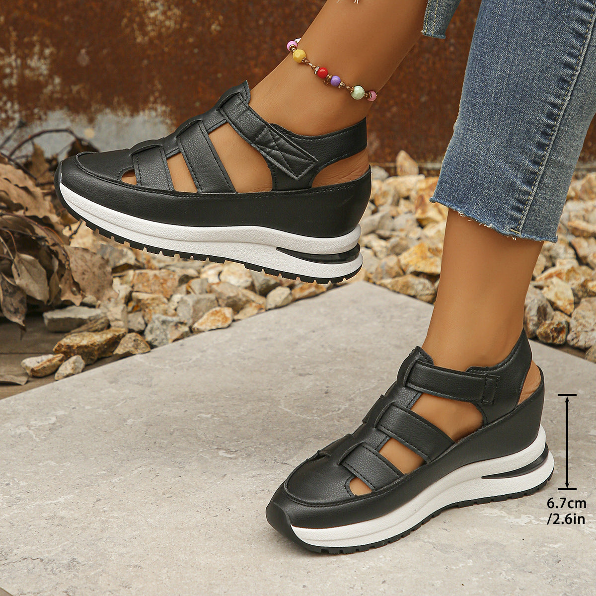 Damen bequeme Plattform-Sandalen mit atmungsaktiver Obermaterialstruktur und verstellbarem Riemendesign
