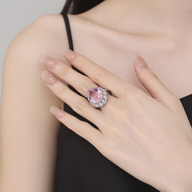 Damen eleganter und funkelnder Ring mit tropfenförmigem pinkem Stein Shop Nory